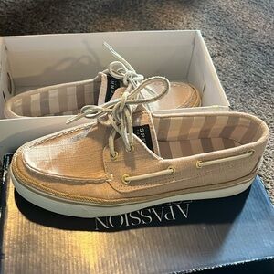 Lightly worn Sperry’s